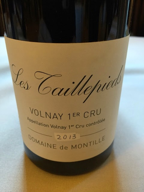 Volnay Les Taillepieds de Montille 2013. Fuente: internawww.matthewjukes.com