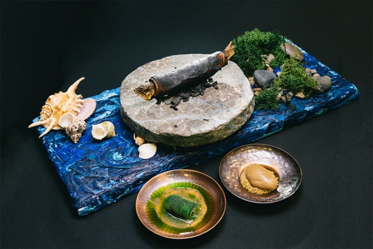 Across the sea, plato ganador elaborado por Yasuhiro Fujio. Copyright: S. Pellegrino Young Chef.