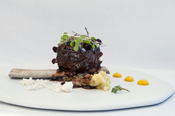 Costilla de Vaca Tudanca con Patata Mortero y Arena Ahumada, El Molino. Copyright: #DegustaCantabria